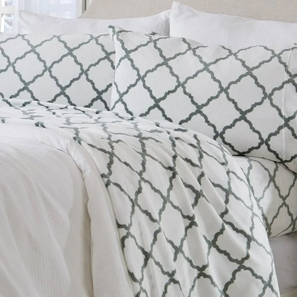 Lattice Velvet Full Sheet Set.  White and Jade